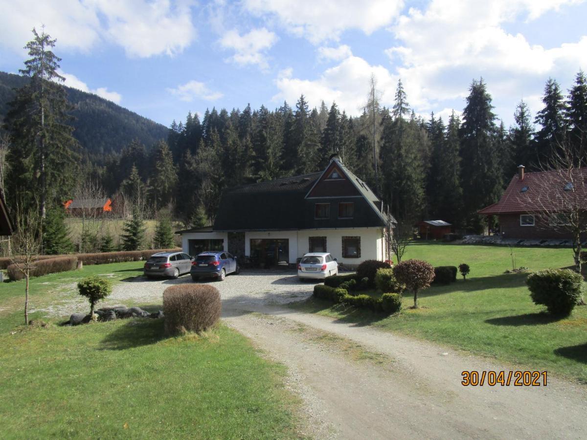Penzion Pod Dobakom Lazisko Exterior photo